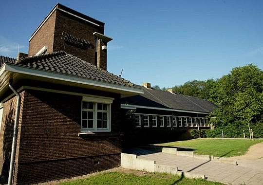 voorgevel gymnasium felisenum